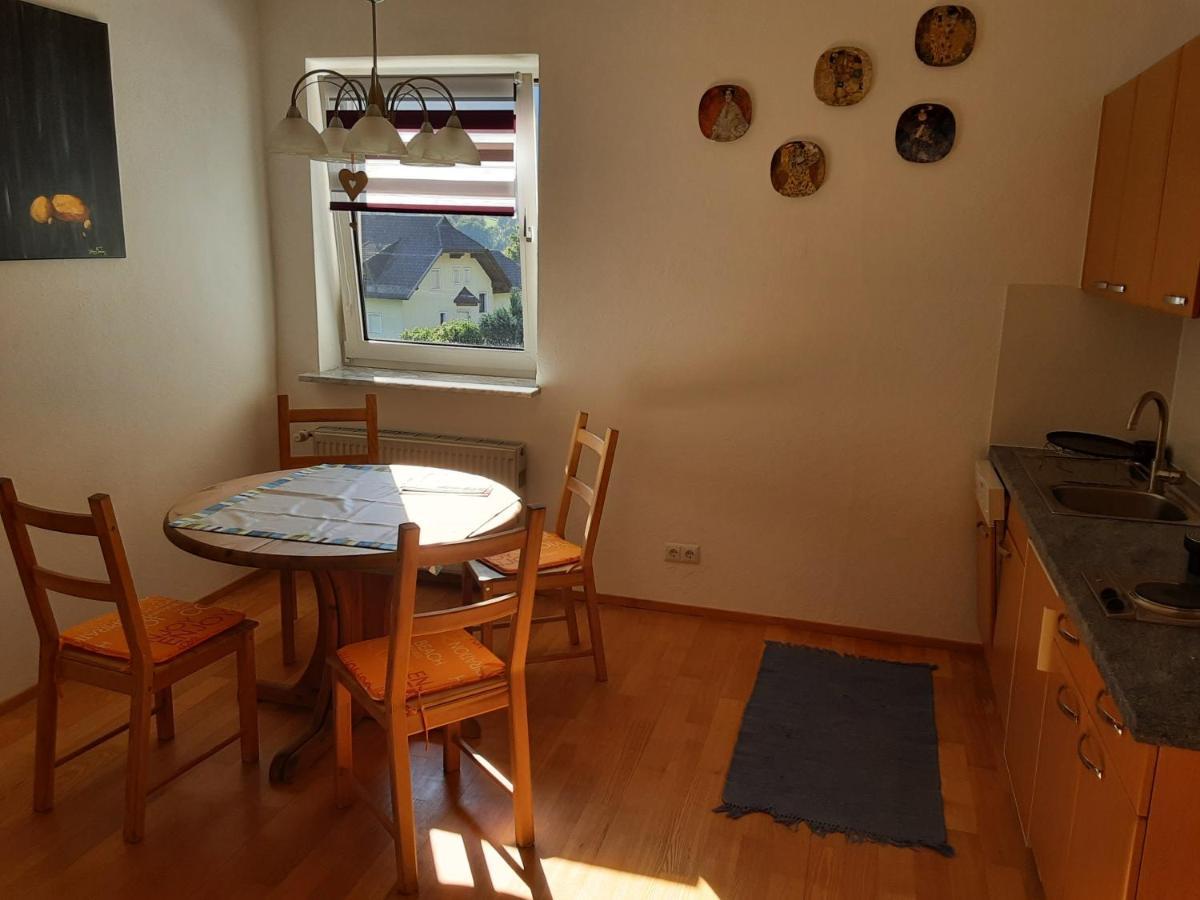 Apartment - Ferienwohnung 2 Treffen Am Ossiachersee Zewnętrze zdjęcie